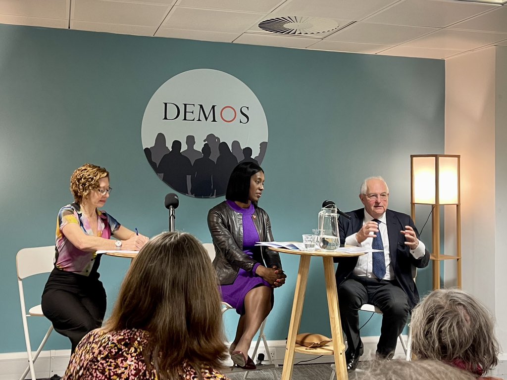 Great to hear from @MiriamLevin1 ,@FloEshalomi and @martinwolf_ at the launch of @Demos Collaborative Democracy Network this evening. Honoured to be in the room with so many amazing innovators in this space! @sarahcastell @Carly_WD @involveUK