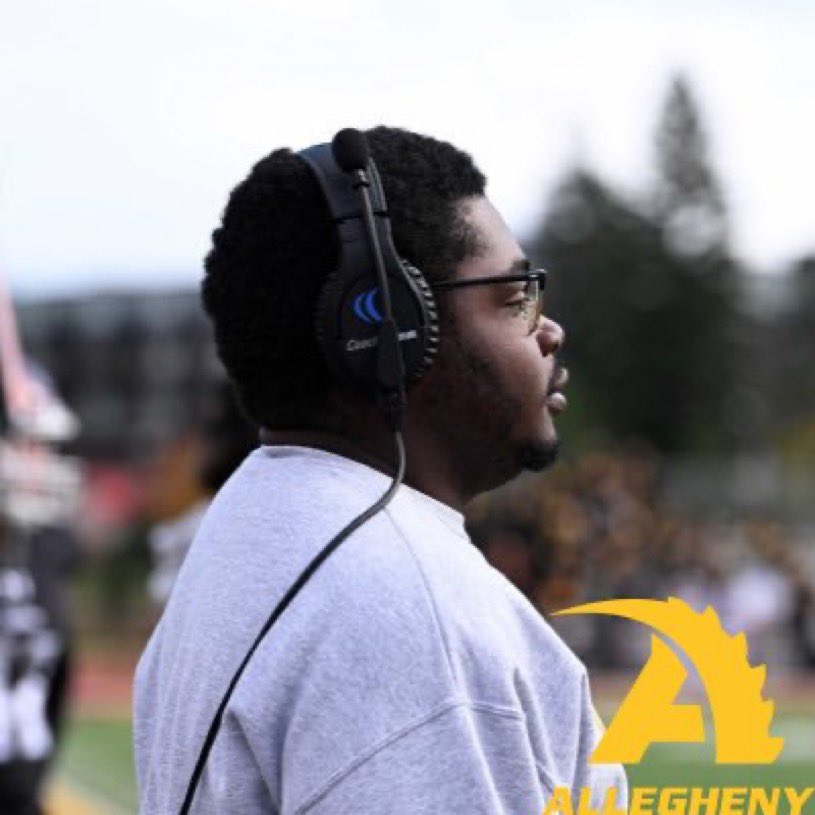 Coach Devin Williams tweet media