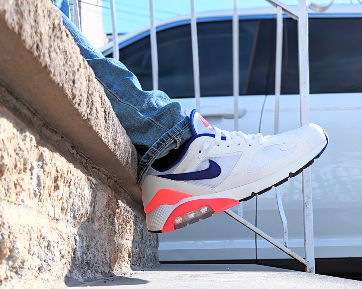 air max 180 ultramarine on feet