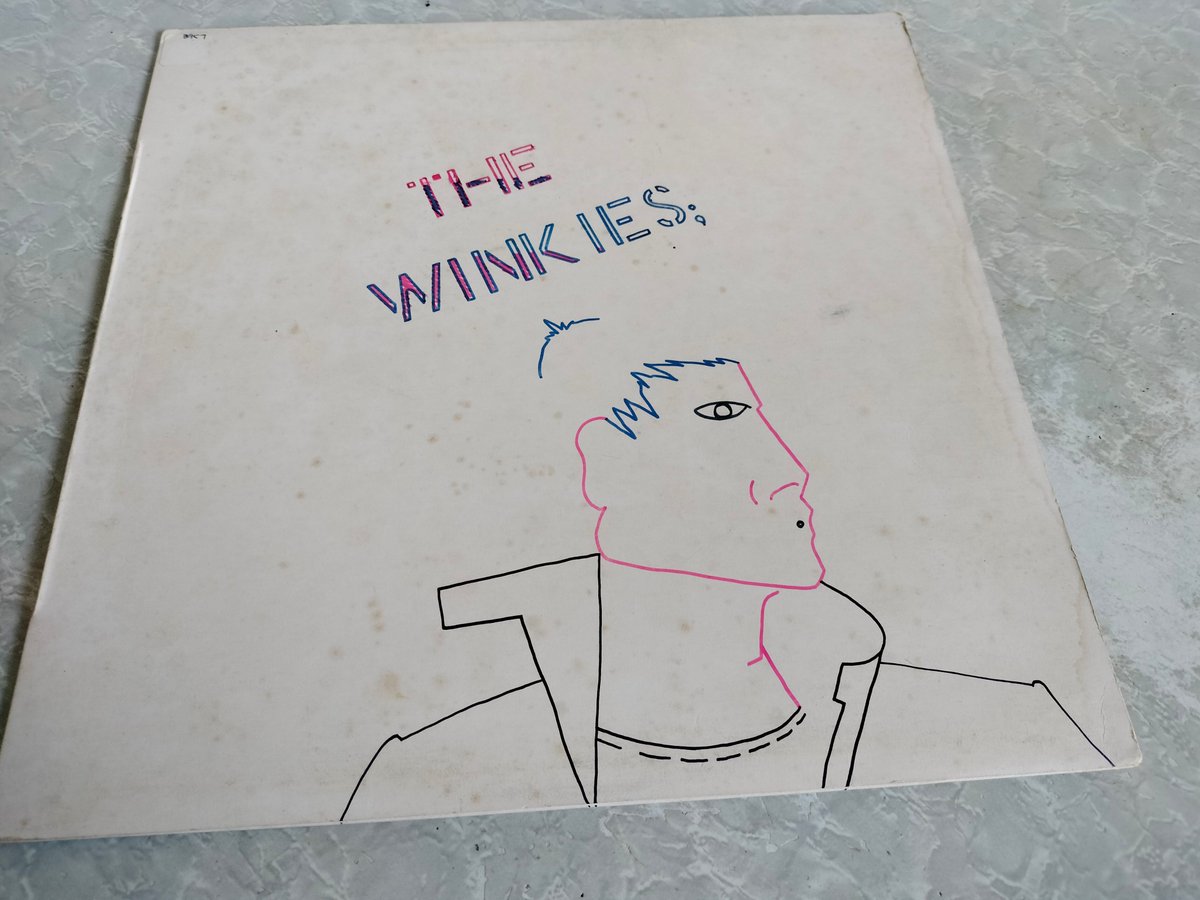 tfcbrian's tweet photo. Love these home made record covers. Had to get it #thewinkies #homemaderecordcovers https://t.co/sTGwdE6yAU