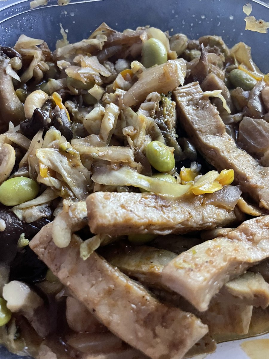 lia 🦇 tweet media