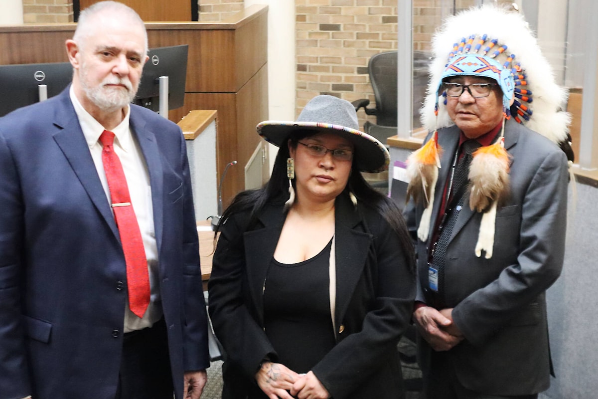 Lacombe Express tweet media