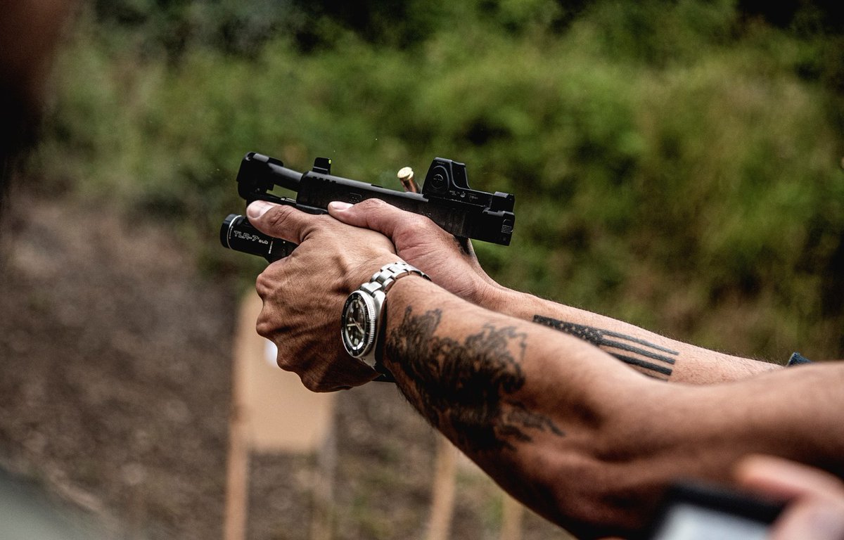 Trijicon's tweet photo. Range day done right.
📷: Nick Setting
#RangeDay #EDC #ReflexOptic https://t.co/p10klsn0LM