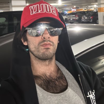rafastinks's tweet image. #NewProfilePic