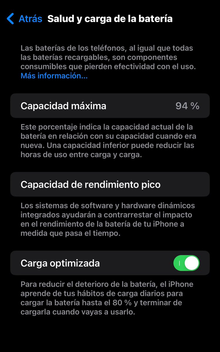 jmph88's tweet photo. @javilosana Mi 14Pro Max todavía aguanta como un campeón. Desde el día de lanzamiento. 
Nota : Casi siempre carga con MagSafe y  NUNCA he bajado la batería por debajo del 30%  🤷🏻‍♂️🪫Lo cuido mucho 😅 https://t.co/if1doqJaP0