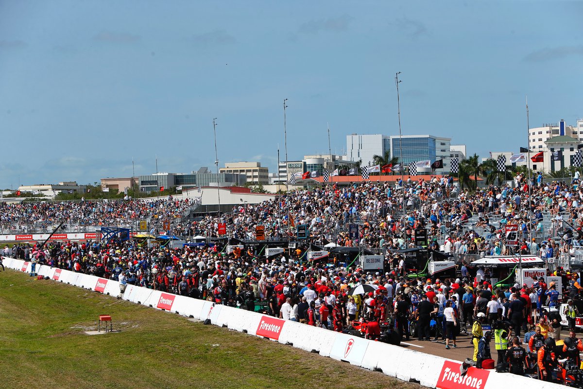 #INDYCAR fans always show out in a big way 👏 Drop your favorite picture from this past weekend's @GPSTPETE ⬇️