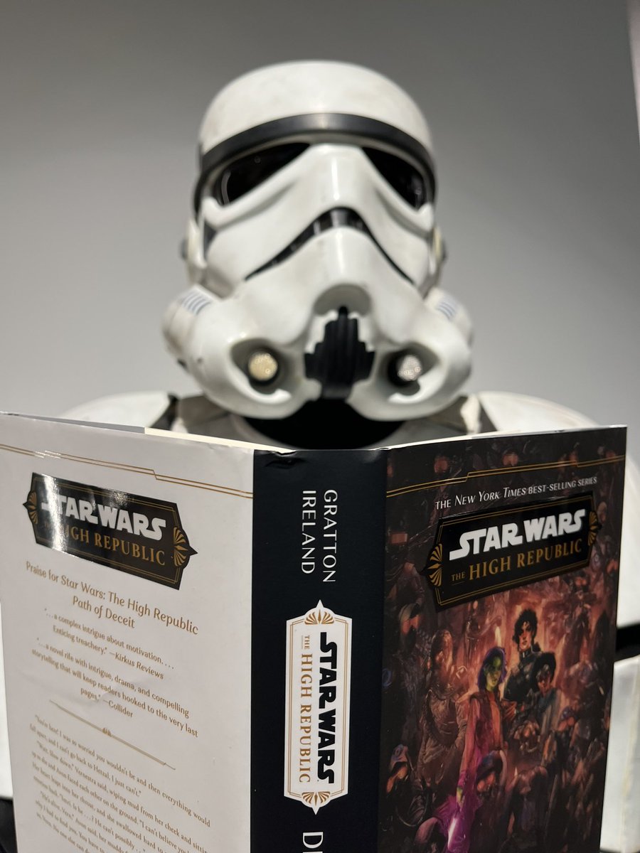 CONGRATS to the Luminous @tessagratton & Justina Ireland on DEFY THE STORM debuting on The New York Times Best Sellers List and THANK YOU to all the fans for reading & supporting #StarWarsTheHighRepublic!