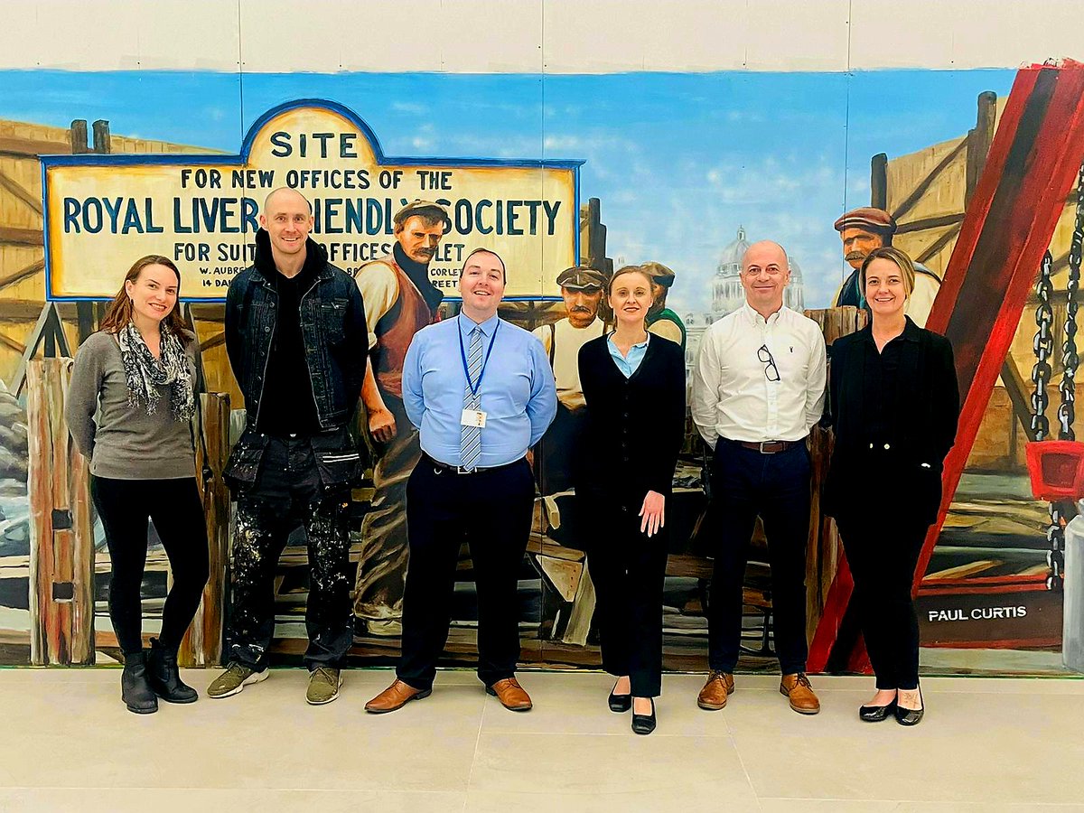What a team!! 🙌

Huge thank you to everyone who helped me put together the exhibition. All the staff at <a href="/RoyalLiver1911/">Royal Liver Building</a>  <a href="/CBRE_UK/">CBRE UK</a> who have been perfect hosts - full of positivity. They went the extra miles! This was the perfect venue &amp; I'm extremely proud that exhibited here. 🙏