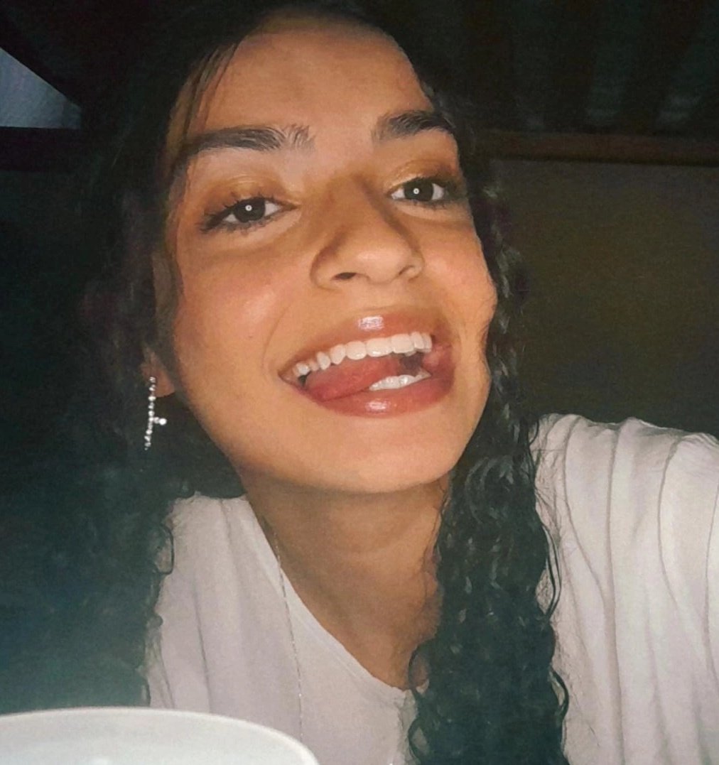 luanaolire's tweet photo. gerações futuras jamais entenderão a relação entre esses dois personagens https://t.co/MTCfWhgXmQ