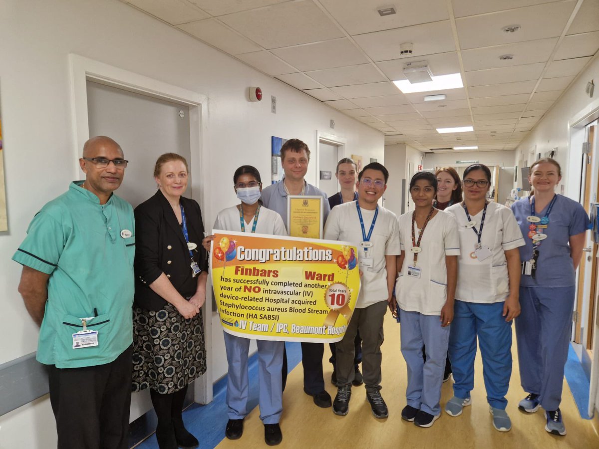 Another celebration! Caring for iv lines safely for an impressive 10 years ! Well done all # safecare #amric @fionnuala_duffy @dfeatamr @hmrryan @connolly_sinead shout out to our great lab staff and surveillance scientists. No bug goes uncovered !