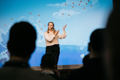 Aarhus Universitet (@aarhusuni) on Twitter photo Vinderen – af både People’s Choice Award og 3MT-vinder-prisen – blev Eva Kjærgaard fra Institut for Kemi 👏
Eva skal forsøge at løfte arven efter <a href="/omeedneghabat/">Omeed Neghabat</a> og Ida Cecilie Jensen, der vandt den internationale 3MT-finale 2022 og 2023. <a href="/CoimbraGroup/">Coimbra Group</a> Vinderen – af både People’s Choice Award og 3MT-vinder-prisen – blev Eva Kjærgaard fra Institut for Kemi 👏
Eva skal forsøge at løfte arven efter <a href="/omeedneghabat/">Omeed Neghabat</a> og Ida Cecilie Jensen, der vandt den internationale 3MT-finale 2022 og 2023. <a href="/CoimbraGroup/">Coimbra Group</a>