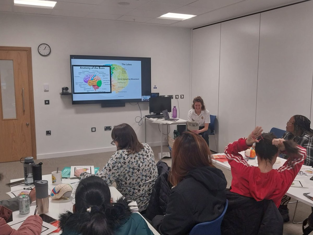 Thank you so much for letting me present on the Neurosciences Care Module. A great afternoon and lots of laughs :)  <a href="/Neuro_TraumaUHS/">Neurosurgery, Major Trauma and Plastics @ UHS</a> <a href="/UHSussex/">University Hospitals Sussex</a> <a href="/l8awest/">Neuro Time</a>
