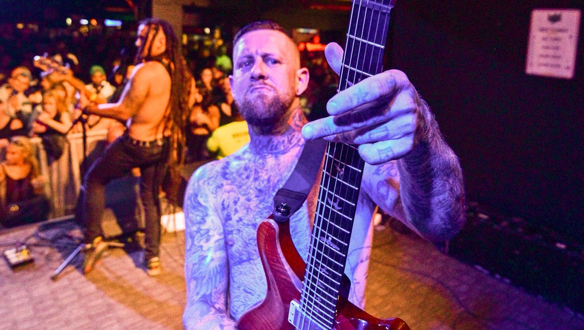 You see the VIBES! New England if your ready to rock out...

Join us at Chop Shop NH for St. Patrick's Day for a blast of a show!
.
 !! Show will SELL OUT !!
3/16 @chopshopnh
.
ticketweb.com/event/prospect…
.
.
.
.
 #rockmusic  #guitar  #livemusic #tickets #stpattysday #USA