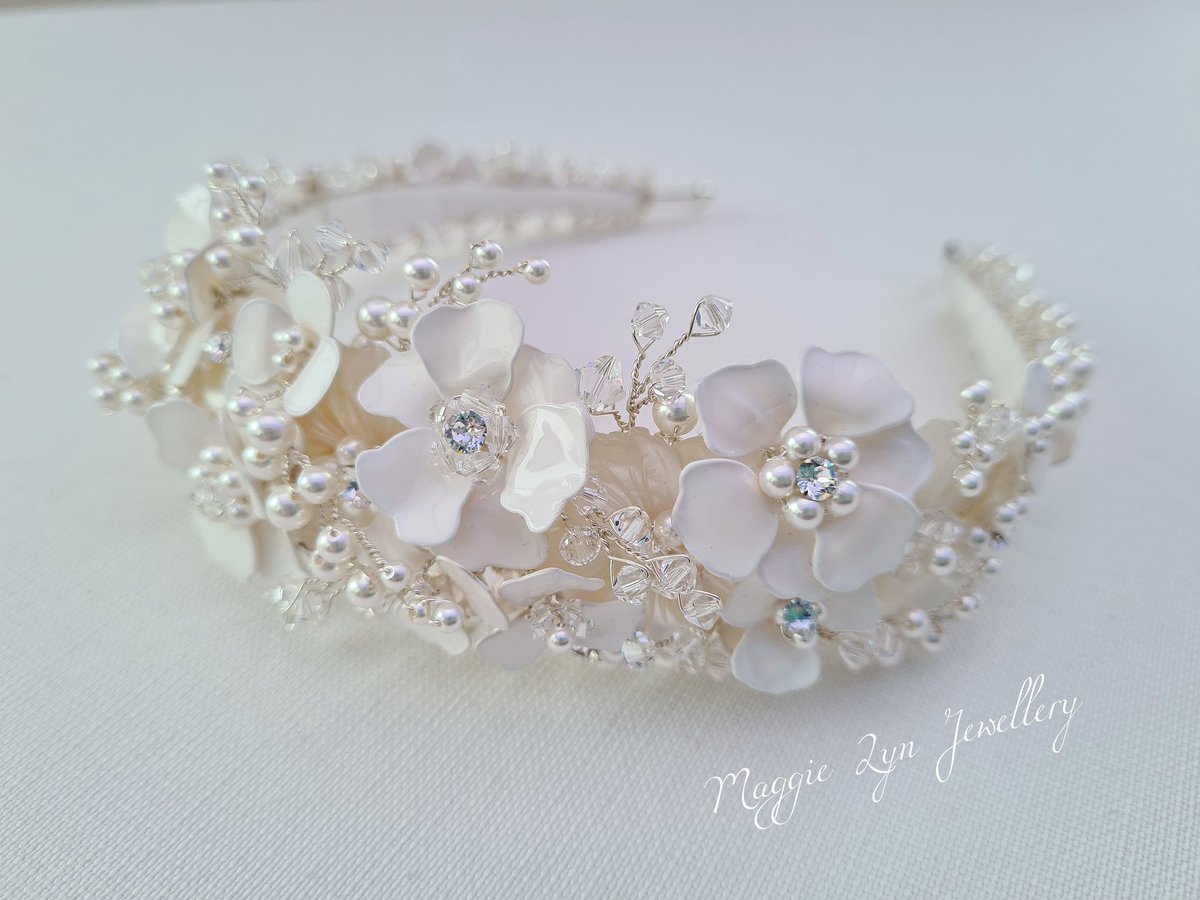 Tomorrow will be a day of flower making, in preparation for a floral crown. There are a few different stages in creating these stunning handmade flowers. It's a therapeutic process, which I love.

#wedding #bridalaccessories #bridalcrown #weddinginspiration