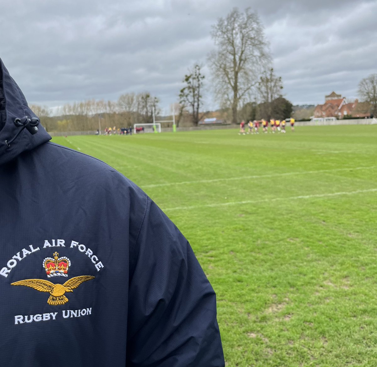 Great to have members of  <a href="/RAFRugbyUnion/">RAF Rugby Union</a> coaches attend <a href="/EnglandRugby/">England Rugby</a> U20’s training camp this week. Brilliant interaction with a great group of very engaging, talented, players &amp; staff. <a href="/HQRAFSport/">RAFSport</a> #NoOrdinaryJob