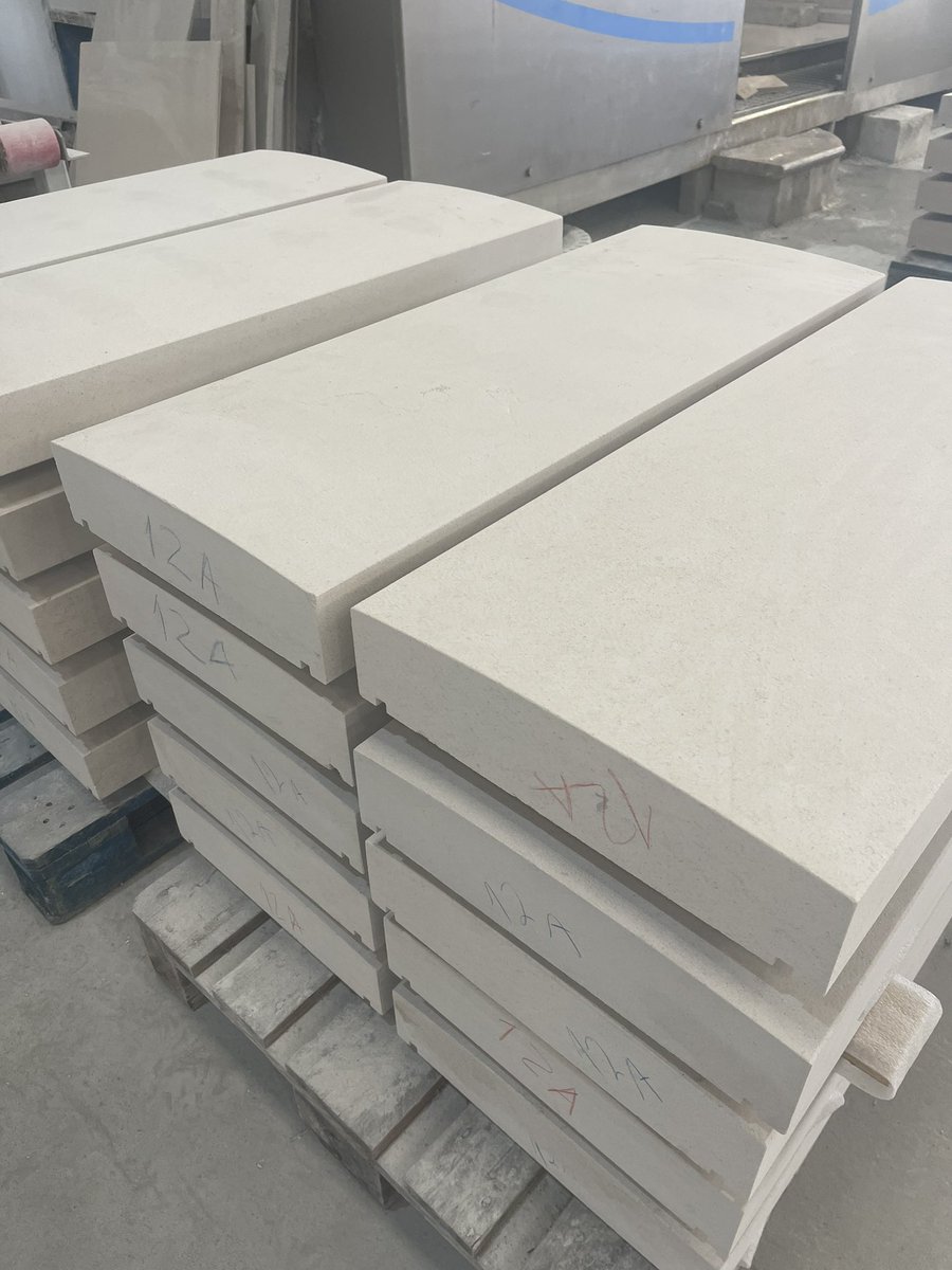 pierre_dalle's tweet image. Hand rail massivin #naturalstone by #pierreportugal #moleanos #mocacream #relvinha