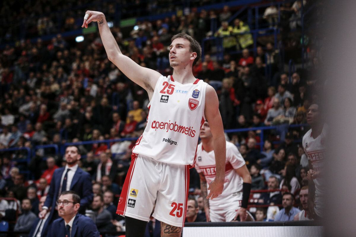 👏@PallVarese after another sure win against @basketnymburk are entering @FIBAEuropeCup semis. Tonight best performer was Gabe Brown with 17pts,4reb and newly added @HugoBesson8 with 16pts,3reb,3ast
#PallacanestroVarese #NoiSiamoVarese #FIBAEuropeCup