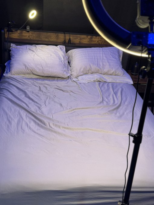 About to make a mess 💦💦💦 https://t.co/GfQiUUXGih<a href="/tag/thirstythursday"class="tags"><span>#thirstythursday</span></a>