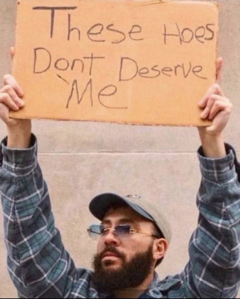 ayeejuju's tweet image. 