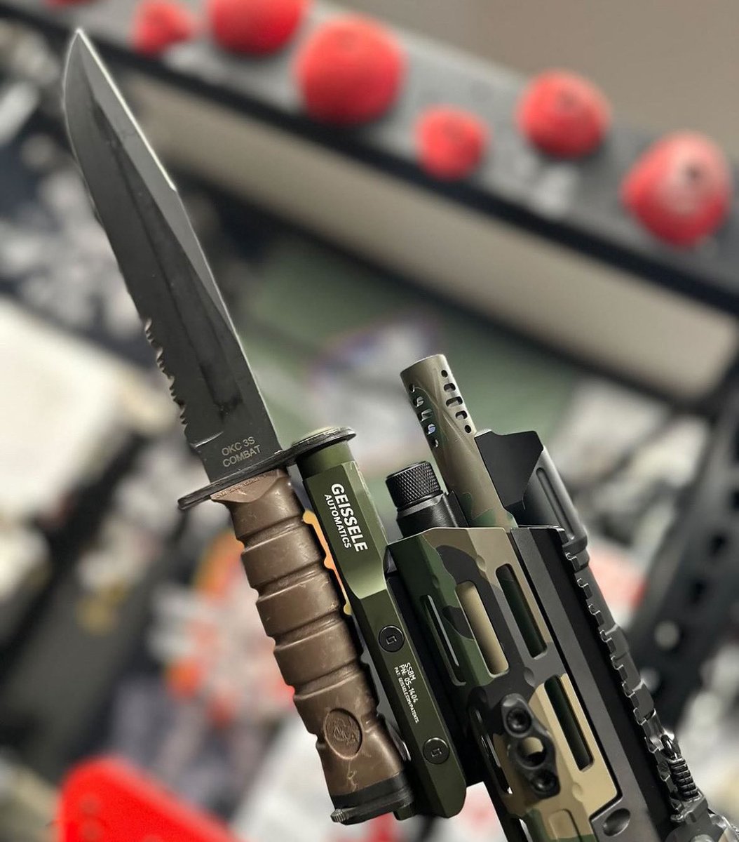 Geissele Super Stabby Bayonet Mount 実物 Geissele Super Stabby Bayonet Mount 実物 Get Up Close and Personal