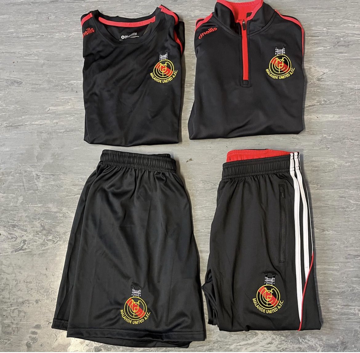 MUAFC Club shop open 📆Thursday the 14th of February ⏰7:00 - 8:00pm 📍in cabin near main grass pitch Kids, adults and girls sizes available Socks Shorts Tracksuit bottoms T-shirts Polo shirts 1/4 zip tops Jackets Gilets Hats Boot bags