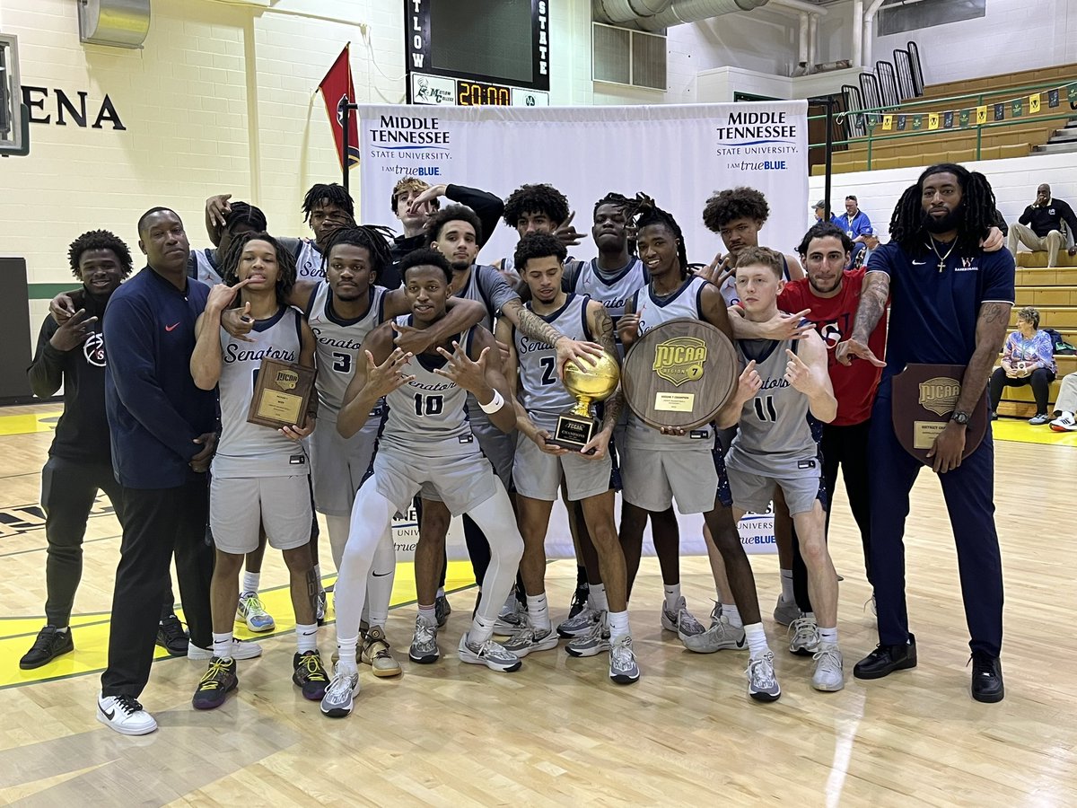 2️⃣8️⃣-2️⃣ Record 
#2️⃣1️⃣ in the NJCAA Final Poll
#1️⃣9️⃣ in the JucoAvocate Poll
TCCAA Regular Season Champs 
TCCAA Region 7 Tournament Champs
1️⃣5️⃣ -0️⃣ Record (Road/Neutral Games)

This is a special group that is selfless and handles adversity like no other. Hutch here we come!!🔵🔴🤘🏽