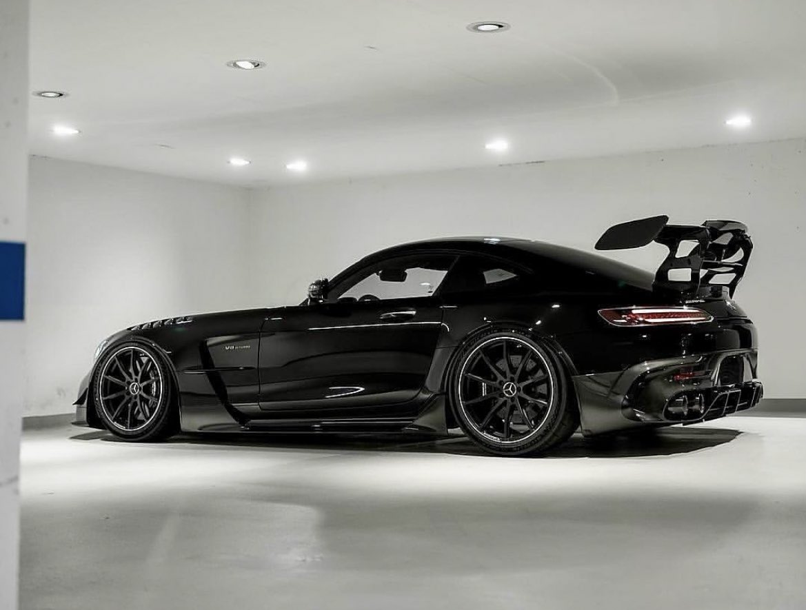 LUX Cars tweet media