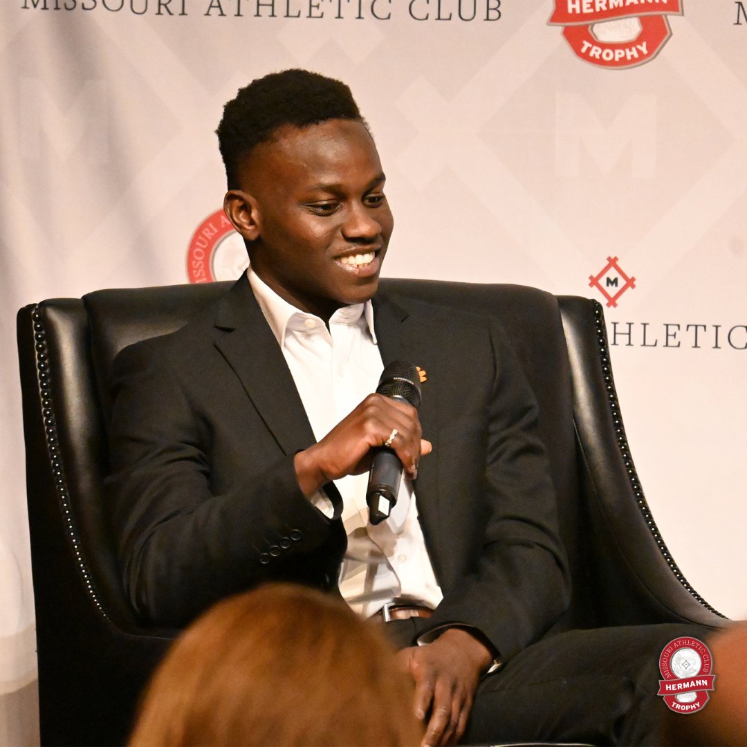 Congratulations to 2023 MAC Hermann Trophy Winner Ousmane Sylla on making his professional debut! Sylla stepped onto the pitch for the @HoustonDynamo Tuesday in the 85th minute of the second leg of the Round of 16 in the Concacaf Champions Cup.