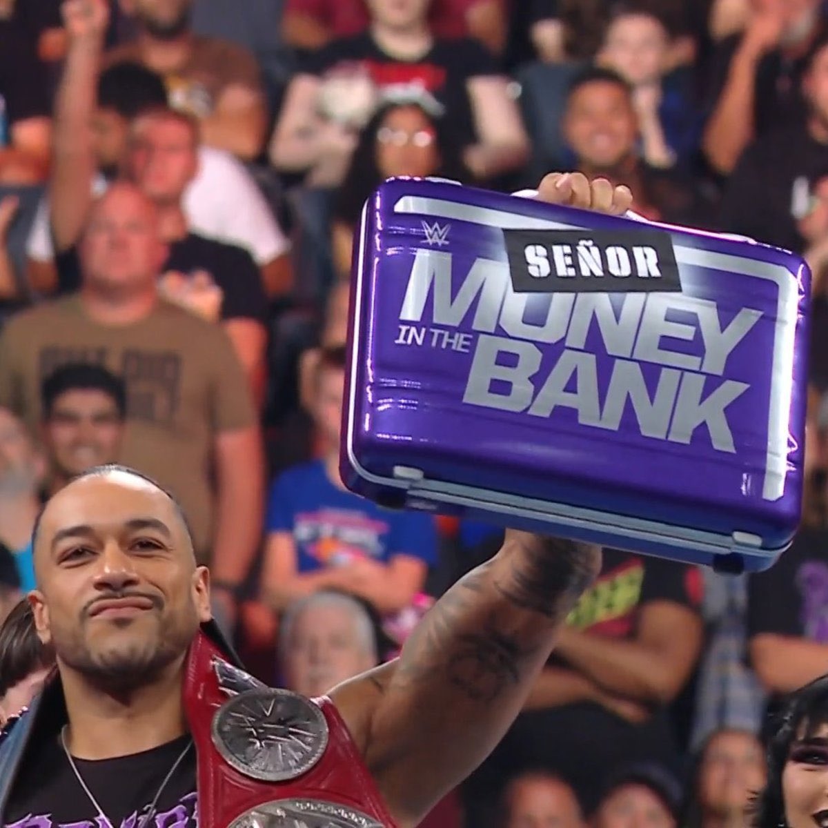wrestlelamia's tweet photo. If Damian Priest holds onto the Money In The Bank Briefcase without cashing in for next 32 Days, he will officially be the longest MITB holder of all time. https://t.co/mVA6J2rYUk