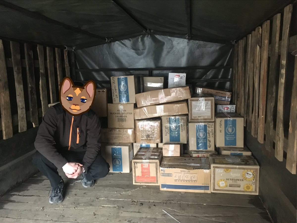 coastoflife_od's tweet photo. These are 2⃣1⃣7⃣5⃣ #trenchcandles and 2⃣0⃣0⃣ balms we supplied this morning to brave #UAarmy marine #fellas. The total weight of the pack was 6⃣2⃣0⃣ kg.
It's a new record!

#UkraineRussiaWar #Ukraina #NAFO #spring #ThursdayThoughts #NAFOboost #UkraineWillWin https://t.co/to3j7UlLoX