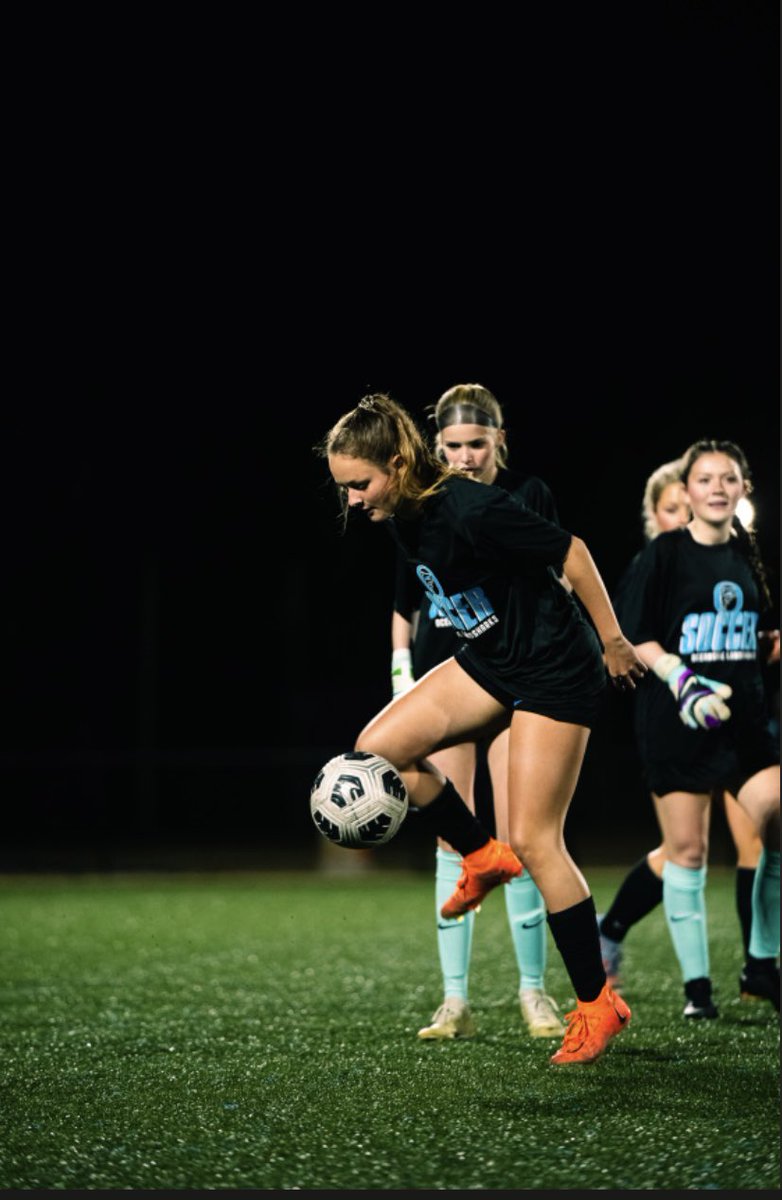 Emma Gesser (@egessersoccer) on Twitter photo Switching things up for HS! I play left outside back of the 3-5-2 during my high school season now. I’m enjoying the change, and adapting in a new position! <a href="/AdOceanside/">Oceanside Collegiate Academy Athletics</a> <a href="/Valkyries_WSO/">Converse University Women's Soccer</a> <a href="/limestonewmnscr/">Limestone Womens soc</a> <a href="/Wingate_WSoccer/">Wingate W Soccer</a> <a href="/autrojansWSO/">Anderson Women's Soccer</a> @SoccerMomInt <a href="/USYouthSoccer/">US Youth Soccer</a> @PCWSoccer Switching things up for HS! I play left outside back of the 3-5-2 during my high school season now. I’m enjoying the change, and adapting in a new position! <a href="/AdOceanside/">Oceanside Collegiate Academy Athletics</a> <a href="/Valkyries_WSO/">Converse University Women's Soccer</a> <a href="/limestonewmnscr/">Limestone Womens soc</a> <a href="/Wingate_WSoccer/">Wingate W Soccer</a> <a href="/autrojansWSO/">Anderson Women's Soccer</a> @SoccerMomInt <a href="/USYouthSoccer/">US Youth Soccer</a> @PCWSoccer