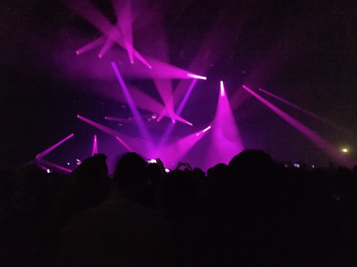 m_roep's tweet photo. De onderwereld is wat ouder geworden #Underworld #ikniet https://t.co/91dk4vtHbX