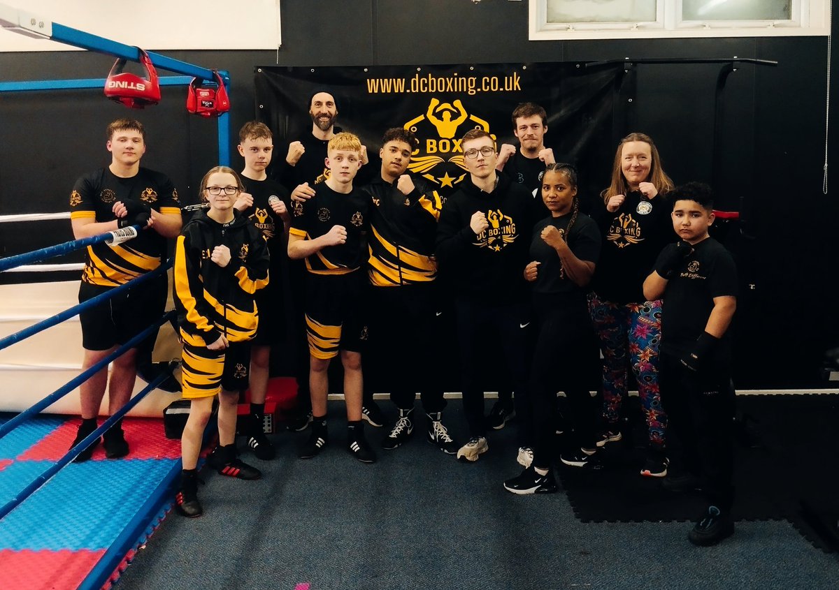Massive thanks to Lioness Naomi for coming down tonight with the amazing fight kits for the squad & taking the time to chat and train. 👊🙏❤️ Absolutely brilliant! Cannot wait for the guys to be representing Dinno in April! I know they are Really proud to wear the colours