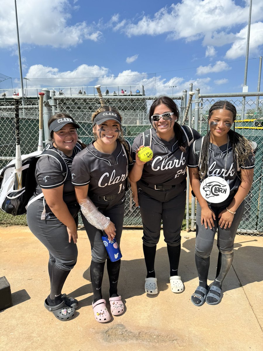 Clark Softball tweet media