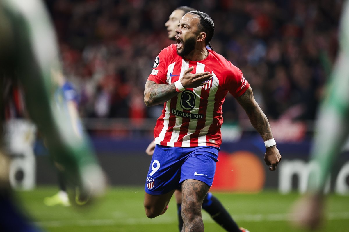elarcopod's tweet photo. 🇪🇦↩️LA VUELTA A LA GRANDEZA

⌛8 años después...
✅El Real Madrid, Atlético de Madrid y Barcelona pasan a cuartos de final de la Champions League

👉🏻La última vez fue en la 2016/2017:
🟢Atlético VS Leicester 
🔴Juventus VS Barcelona 
🟢Bayern VS Real Madrid

#ChampionsLeague https://t.co/uDr2QAFHYr