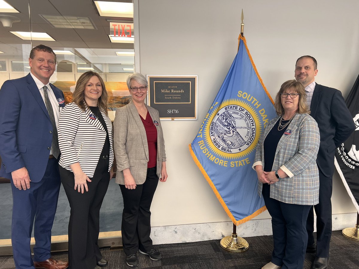 Thank you to the staff from @SenatorRounds office for meeting with us in regard to student success and teacher retention and recruitment in South Dakota. #PrincipalsAdvocate @NAESP @NASSP