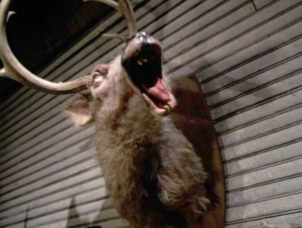 GroovyBruce's tweet photo. ED Part 2 always holds a special place with me. More of a budget, getting in a groove with Sam Raimi, trying to add a little humor to the horror with the help of Scott Spiegel and make something a little different in the Wadesboro, NC heat during the summer of 1986. Good times. https://t.co/uRsKBZOok9