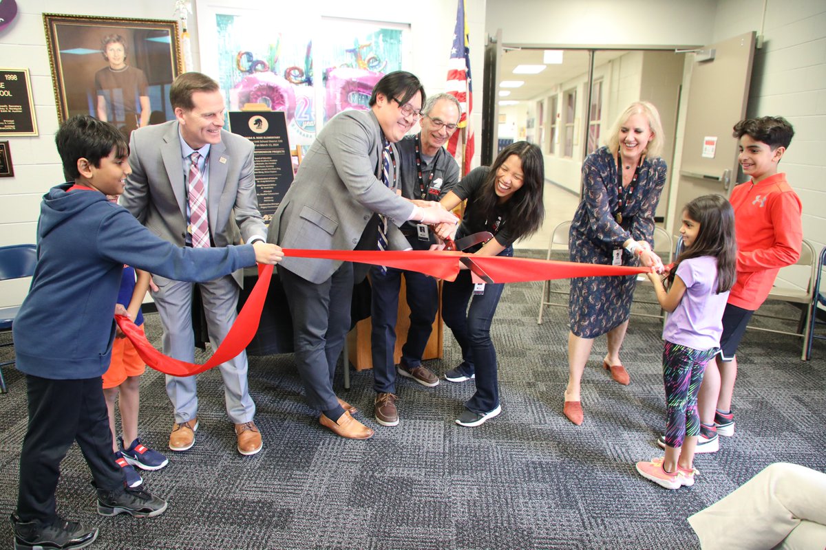 Today we held a ribbon cutting ceremony to celebrate the end of #Build220 construction at Barbara B. Rose Elementary! 🛠️🚧

Key projects at this school included:

✅ STEM lab: vimeo.com/908316232
✅ Sensory room for all students
✅ Safety upgrades
✅ General repairs