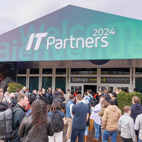 🌟En route pour le 2ème jour de salon !🌟 Au programme : démonstrations, conférences et rencontres avec les leaders de l'industrie du channel IT. 🔍 Suivez-nous toute la journée sur Twitter, LinkedIn et Instagram ! 🎊 #ITPartners2024 #ChannelIT 📷Stéphane Laure