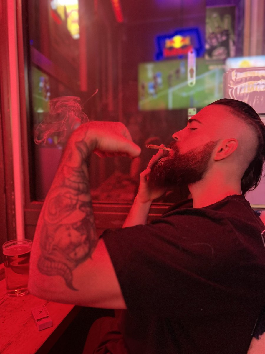 Vitilig0boy's tweet photo. https://t.co/glKEObQBfB    🪴🪴 https://t.co/MOwqiB88qn