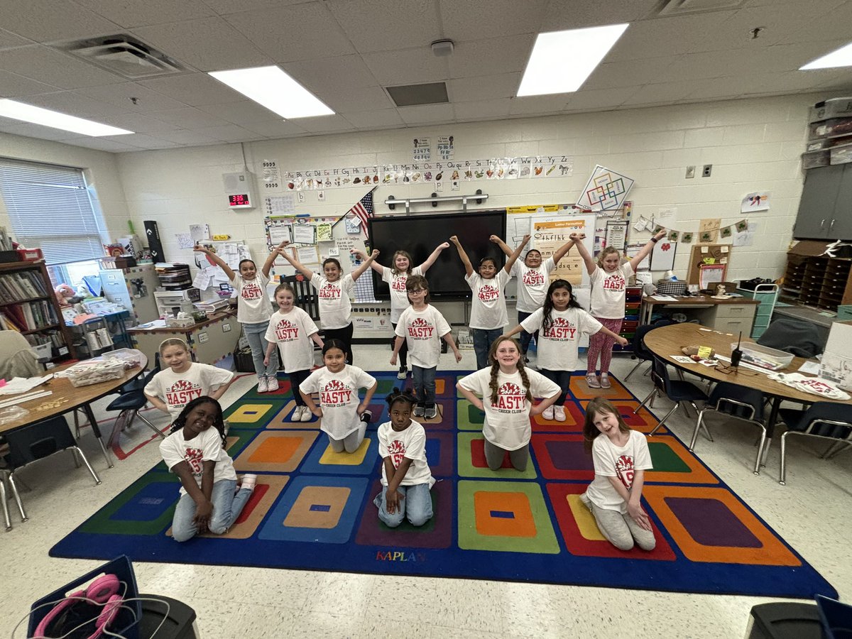 Megan Little Ed. S. -1st grade Husky tweet media