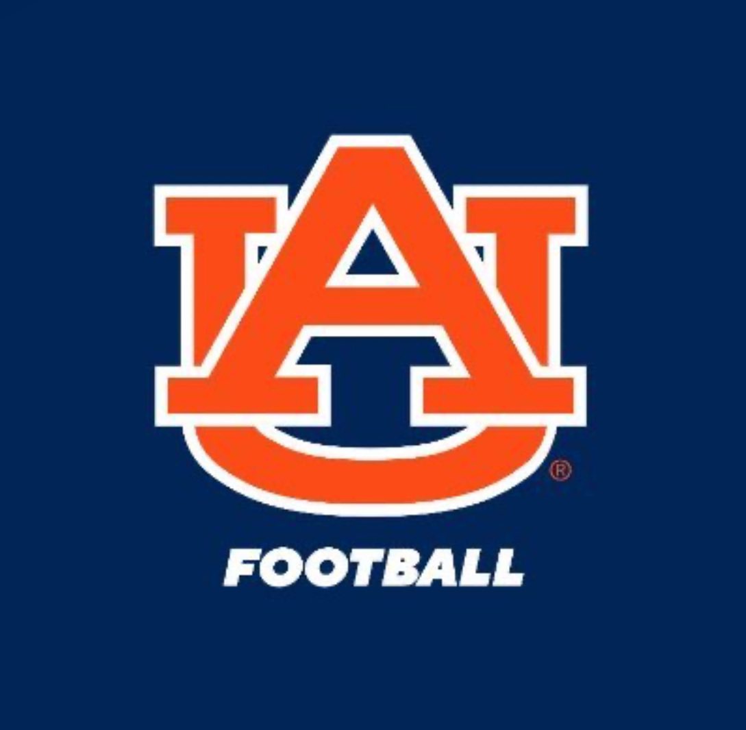 Extremely blessed to receive my first SEC offer to Auburn! @CoachKingWill @Jordanlynch06 @Chitownrichie92 @EDGYTIM @AllenTrieu @PrepRedzoneIL