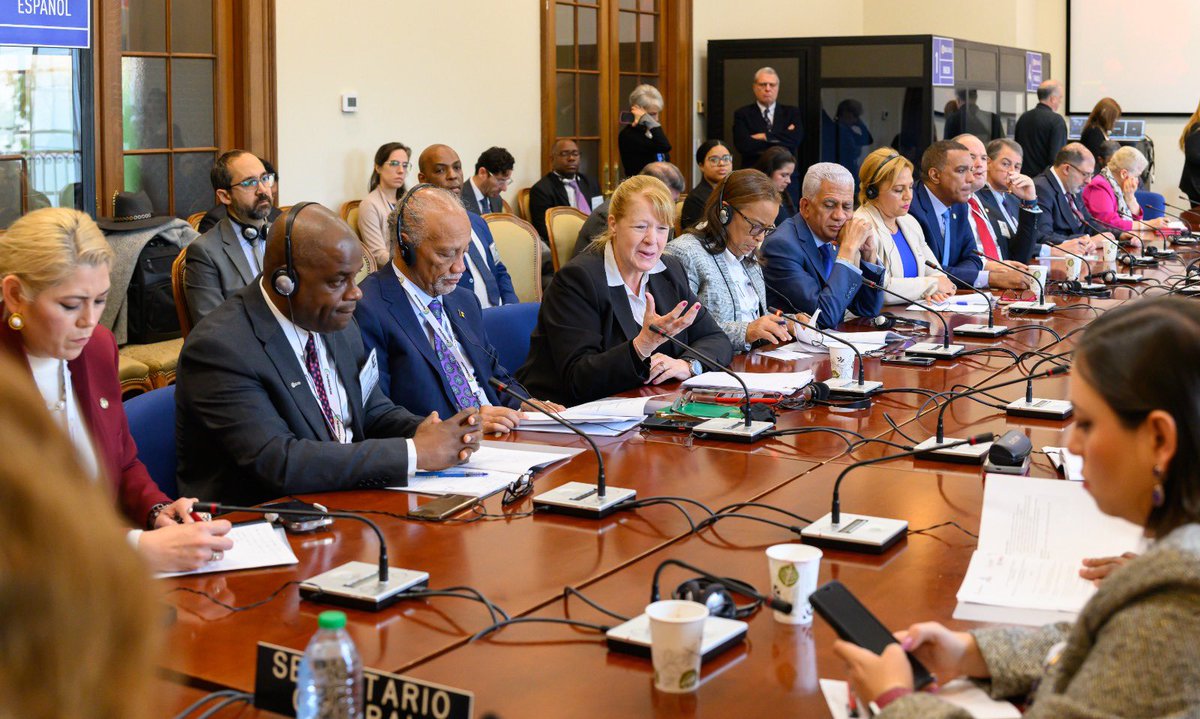 Luis Almagro tweet media