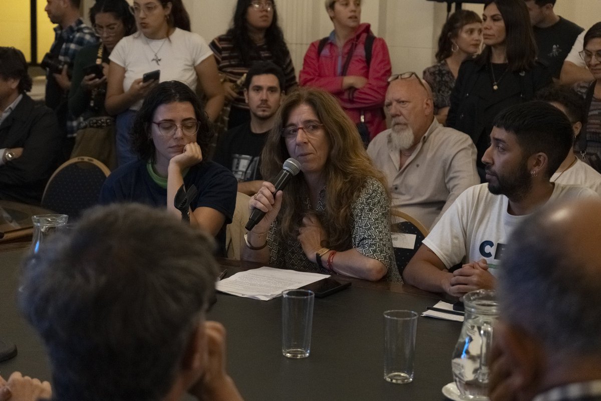 educ_soberana's tweet photo. ¡Vamos por el boleto educativo! 🚍

Hoy participamos de la presentación del proyecto de @diputados_caba para crear un boleto que incluya a toda la comunidad.

¡La educación es un derecho! https://t.co/AKGwlolbZw