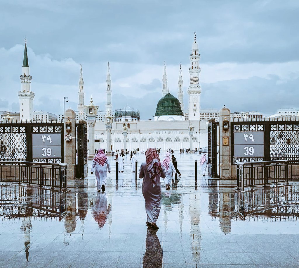 वक़्त फज़र का होगा इबादत अल्लाह की होंगी
इंशाअल्लाह एक दिन सहरी मदीने मे होंगी.. ❤️💯
#नमाज_कायम_करो