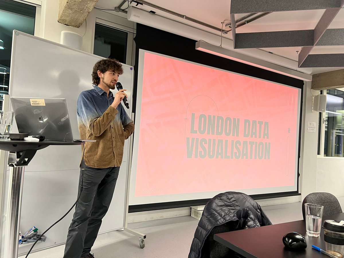 London Data Visualisation tweet media