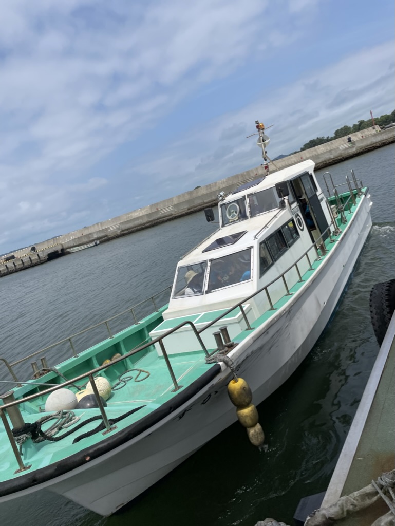 norumatsu's tweet photo. ノル松ノルディックウォーキングフィールドのひとつ「塩竈市浦戸諸島(宮城県)」。島と島とを結ぶ無料の渡船に乗って島々を巡るのも楽しいんです。 https://t.co/OGc2Afyh8w
