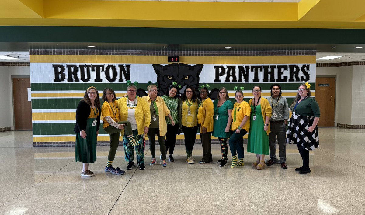 Michelle Johansen (@johansenm_ap) on Twitter photo Today was a Wednesday in March and that means it was Green and Gold day!! 💚💛 Go Panthers!! <a href="/BrutonHS/">Bruton High School</a> Today was a Wednesday in March and that means it was Green and Gold day!! 💚💛 Go Panthers!! <a href="/BrutonHS/">Bruton High School</a>