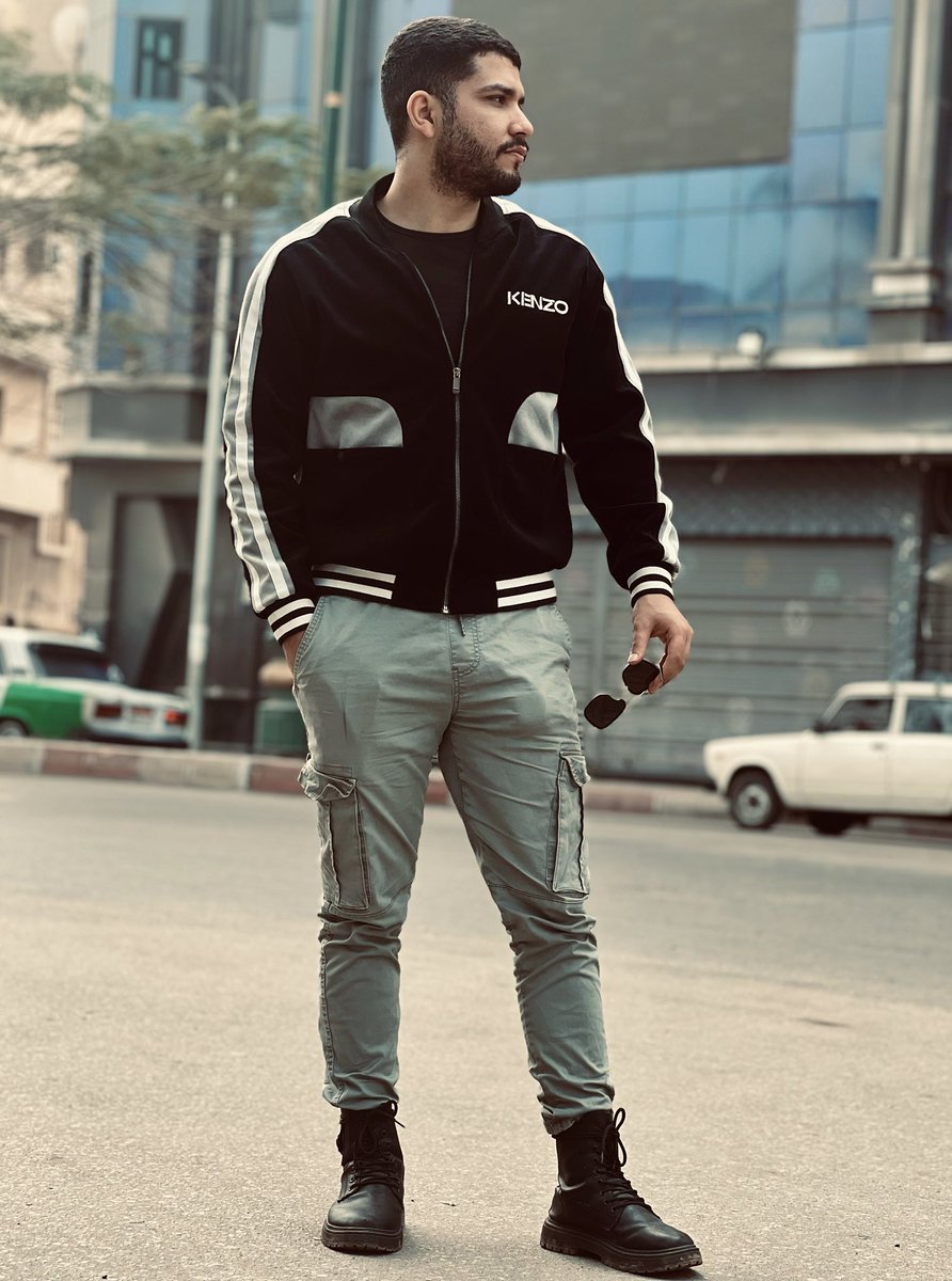 ELQUSIR's tweet photo. نسخه واحده ♥️🃏 https://t.co/wkMdICLfl9
