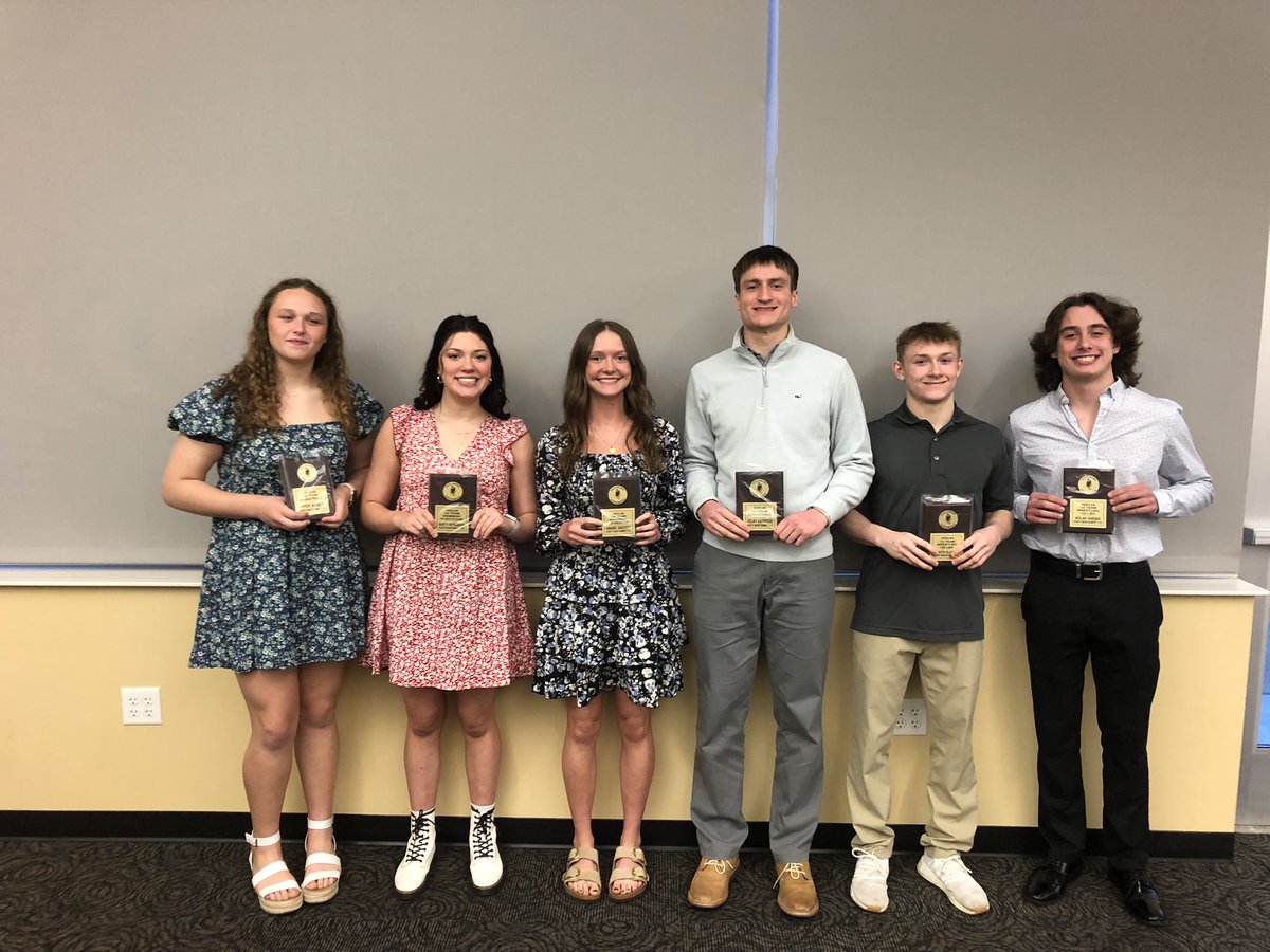 Congrats to our 1st team winter SAC athletes!